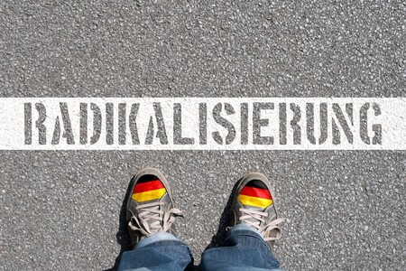Rechtsextremismus im Internet Rechtsextremismus im Internet